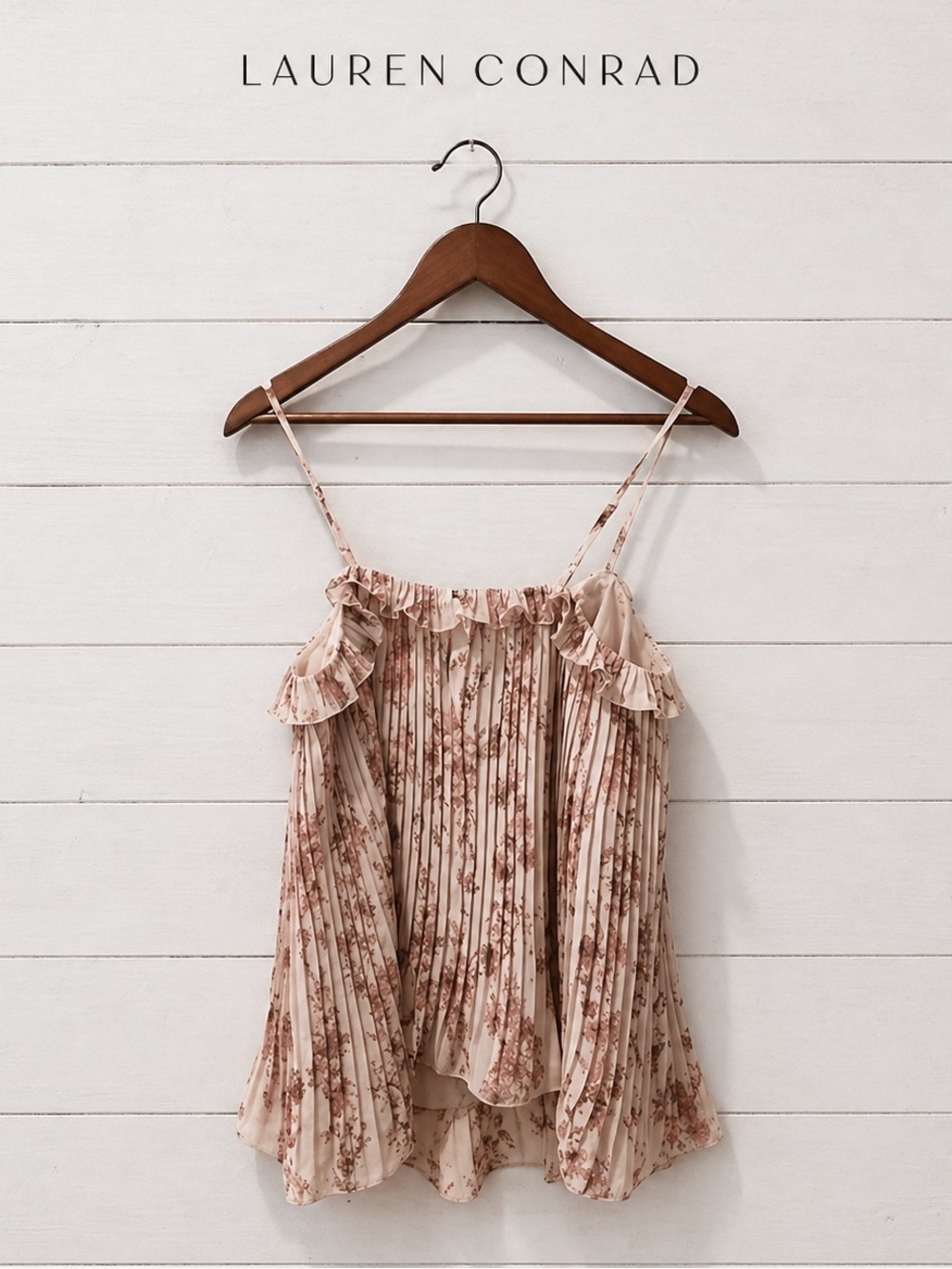 LAUREN CONRAD Pink Floral Pleated Ruffle Top Size M